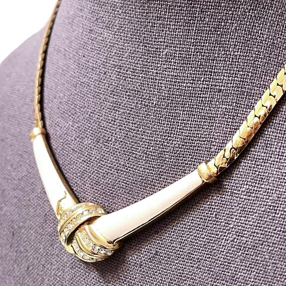 ❤️ Vintage DIOR Gold and Acrylic Statement Necklace - Picture 3 of 6